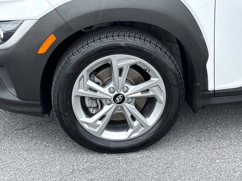 Used 2023 Hyundai Kona SEL AWD/4WD image 30