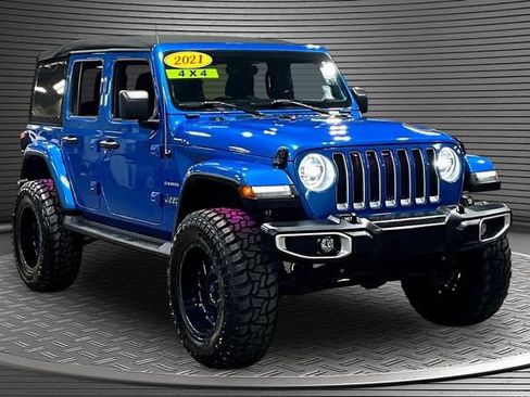 Used 2021 Jeep Wrangler Unlimited Sahara AWD/4WD image 3