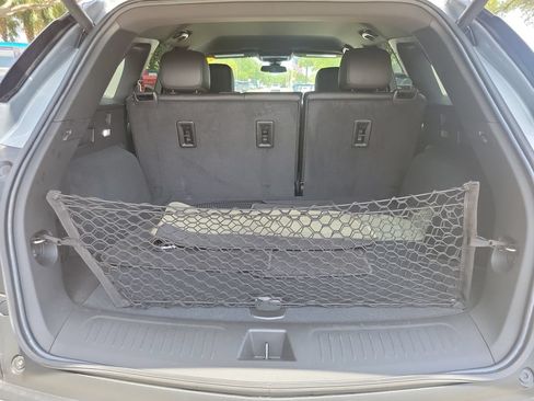 Used 2024 Cadillac XT5 Luxury FWD image 6