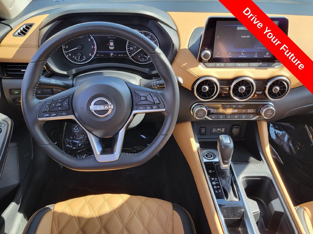 Used 2025 Nissan Sentra SV w/ SV Premium Package FWD image 6