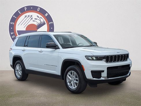 New 2025 Jeep Grand Cherokee L Laredo w/ Luxury Tech Group I image 2