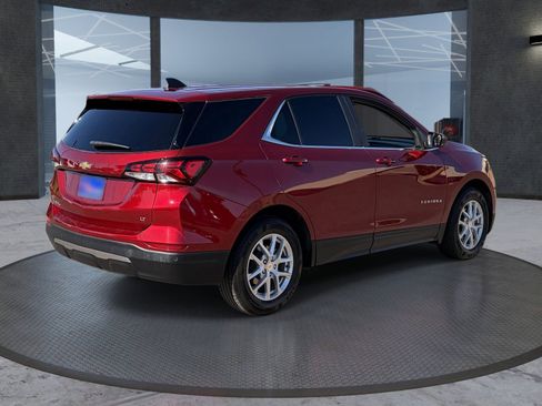 Certified 2024 Chevrolet Equinox LT w/ LPO, Cargo Package FWD image 6