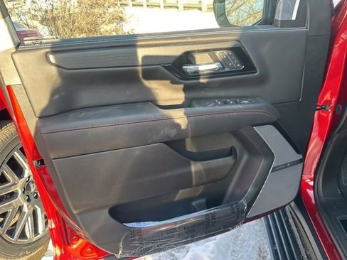 New 2026 GMC Yukon XL AT4 Ultimate w/ LPO, Floor Liner Package image 9