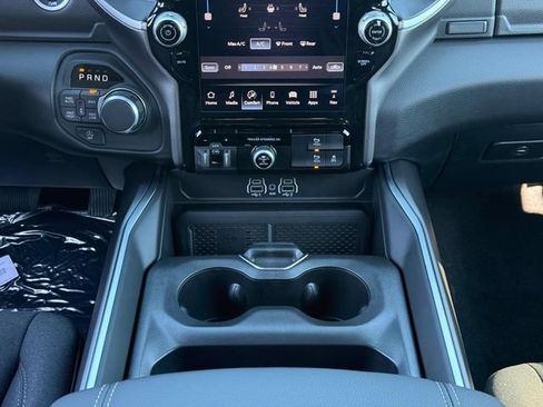 New 2026 RAM 1500 Big Horn AWD/4WD image 21