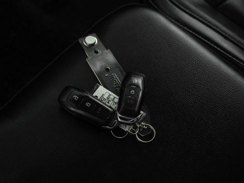 Used 2017 Ford F150 Lariat RWD image 49