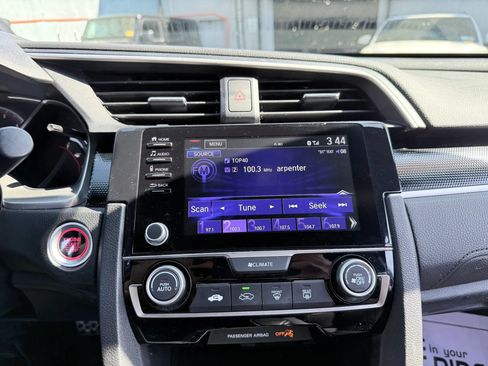 Used 2021 Honda Civic Sport image 31