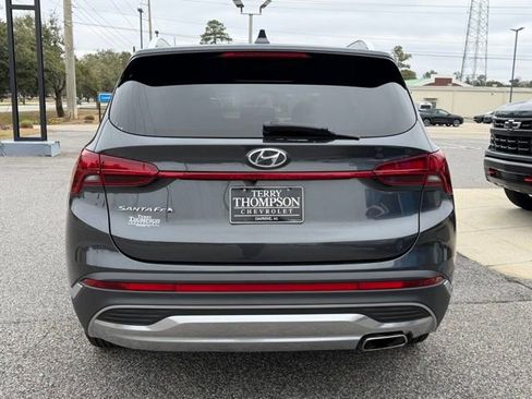 Used 2022 Hyundai Santa Fe SEL w/ Cargo Package image 3