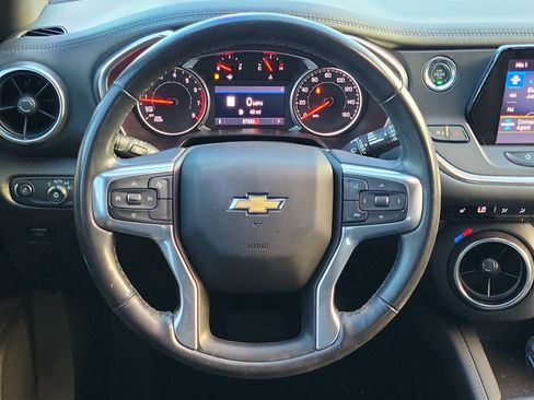 Used 2021 Chevrolet Blazer LT w/ Sound & Technology Package FWD image 15