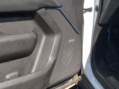 Used 2022 GMC Yukon XL Denali RWD image 28
