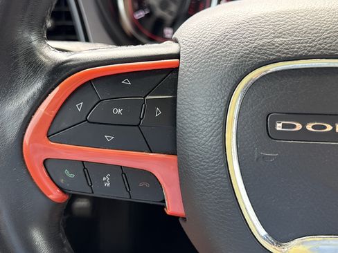 Used 2019 Dodge Challenger SXT AWD/4WD image 13