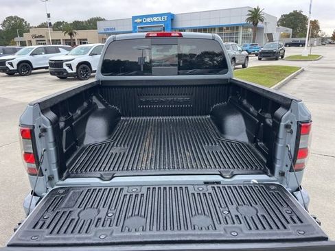 Used 2025 Nissan Frontier PRO-4X w/ Tow Package AWD/4WD image 7