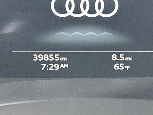 Used 2023 Audi Q8 Premium Plus w/ Premium Plus Package AWD/4WD image 14