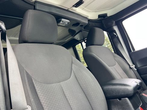 Used 2015 Jeep Wrangler Unlimited Sport w/ Trailer Tow Group image 19