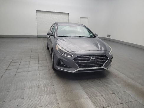 Used 2019 Hyundai Sonata SE w/ Winter Weather Package FWD image 13