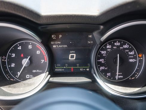 Used 2019 Alfa Romeo Stelvio RWD image 24