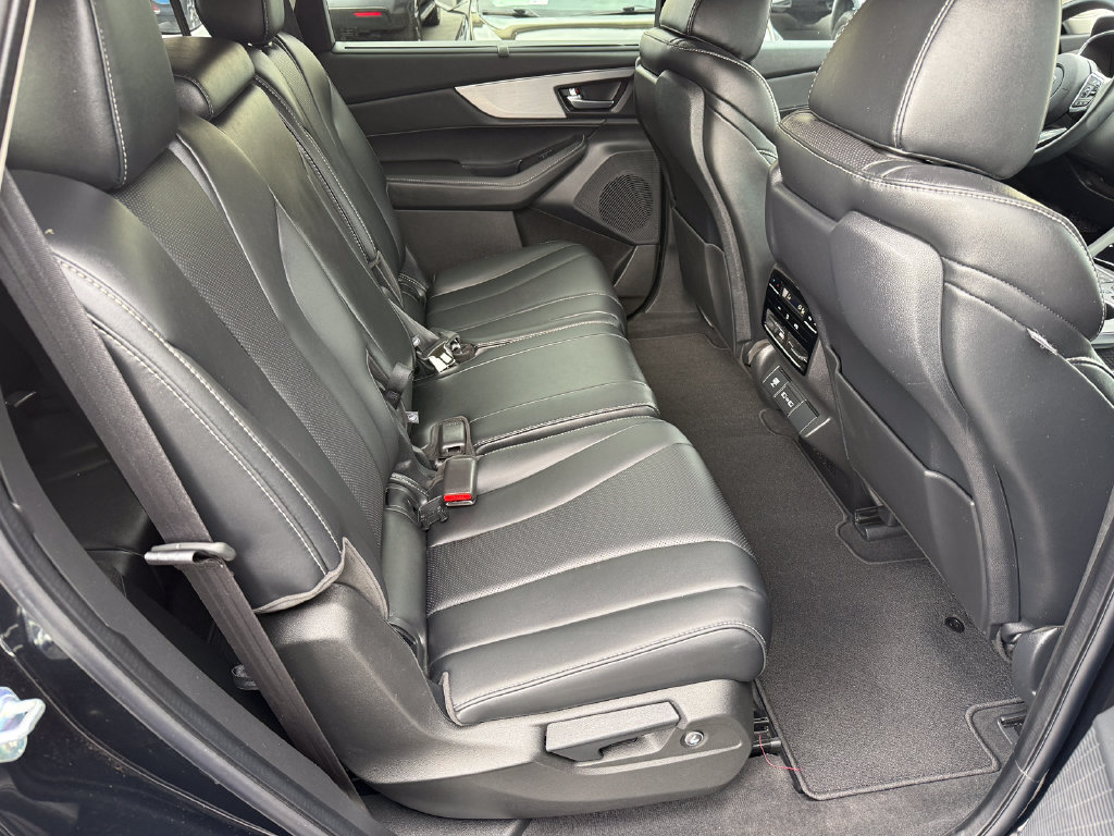 Used 2024 Acura MDX w/ Technology Package FWD image 18