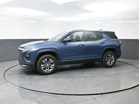 Used 2025 Chevrolet Equinox LT image 10