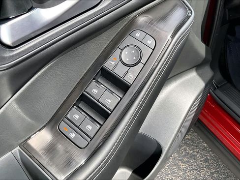 New 2026 Nissan Rogue SV FWD image 20