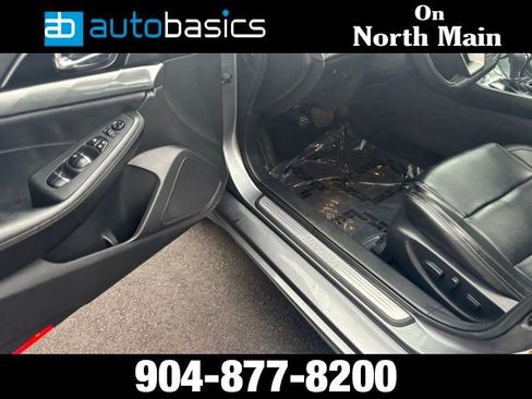 Used 2020 Nissan Maxima 3.5 SL w/ Floor Mat Group FWD image 19