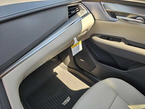 New 2026 Cadillac XT5 Premium Luxury w/ Driver Assist Package FWD image 24