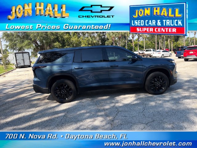 Used 2024 Chevrolet Traverse LS w/ Midnight/Sport Edition AWD/4WD image 14