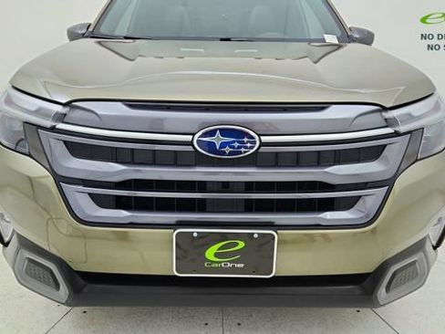 Used 2025 Subaru Forester Limited AWD/4WD image 8