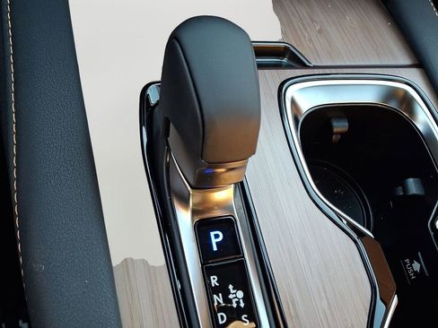 New 2026 Lexus RX 450h AWD image 9