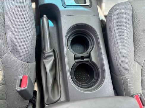 Used 2019 Nissan Frontier S RWD image 16