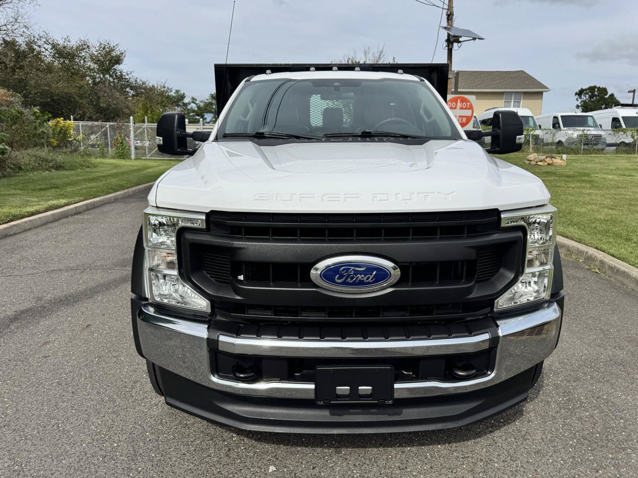 Used 2020 Ford F550 2WD Regular Cab Super Duty image 2