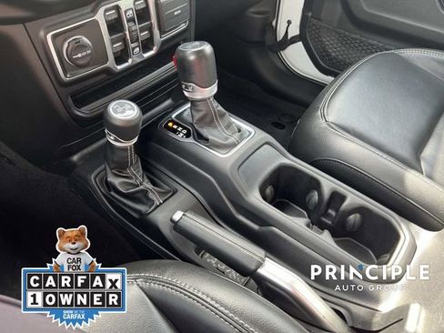 Used 2022 Jeep Wrangler Unlimited Sahara w/ Cold Weather Group image 24