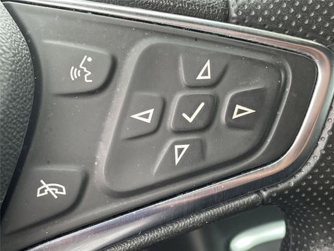Used 2025 Chevrolet Malibu LT FWD image 14