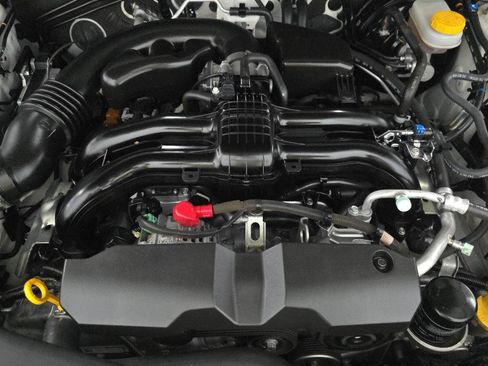 Used 2016 Subaru Forester 2.5i Limited AWD/4WD image 15