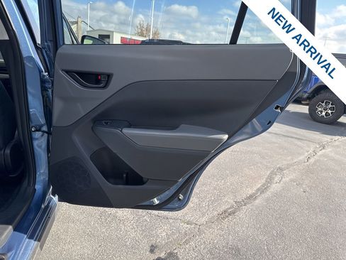 Used 2024 Subaru Crosstrek 2.0i Premium w/ Popular Package #4 image 12