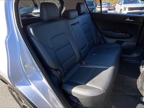Used 2022 Kia Sportage EX image 26
