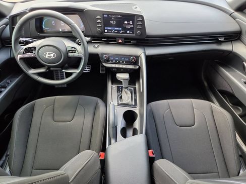 Used 2026 Hyundai Elantra Sport FWD image 12