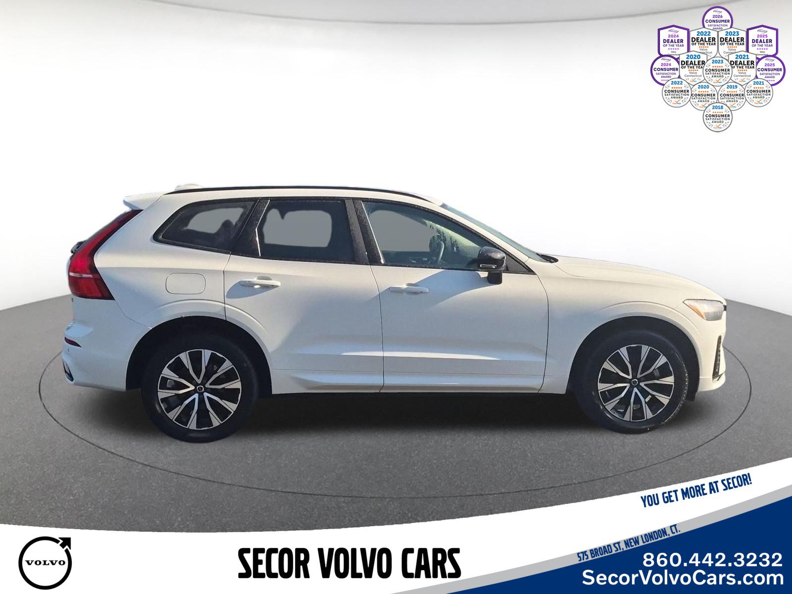 Used 2024 Volvo XC60 B5 Core w/ Protection Package Premier AWD/4WD image 5