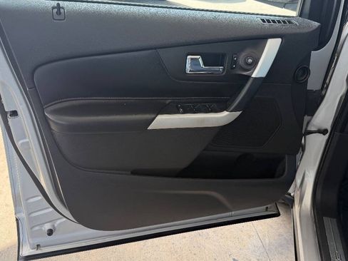 Used 2011 Ford Edge Limited w/ Vision Pkg AWD/4WD image 18
