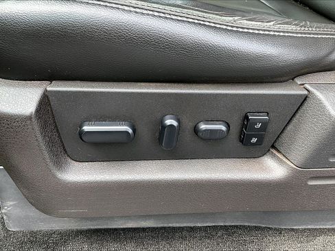 Used 2014 Ford F150 Lariat AWD/4WD image 33