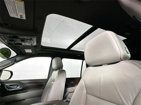 Used 2021 Chevrolet Tahoe LT w/ LT Signature Package image 20