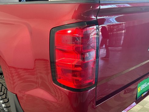 Used 2018 Chevrolet Silverado 2500 High Country AWD/4WD image 35