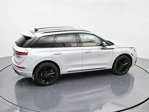 New 2025 Lincoln Corsair Reserve w/ Jet Appearance Package image 33