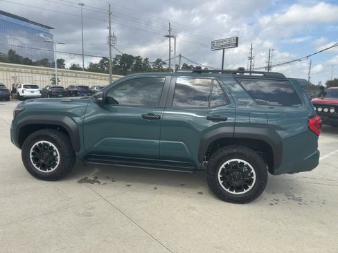 Used 2026 Toyota 4Runner TRD Off-Road Premium w/ Tow Technology Package image 8