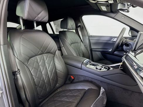 New 2026 BMW X6 xDrive40i w/ Climate Comfort Package image 31