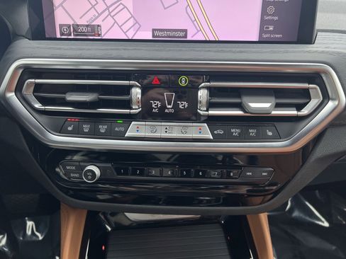 Used 2023 BMW X4 xDrive30i w/ Premium Package image 21