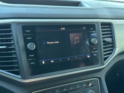 Used 2019 Volkswagen Atlas SE image 30