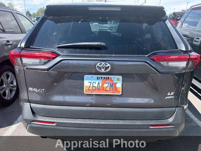 Used 2023 Toyota RAV4 LE AWD/4WD image 13
