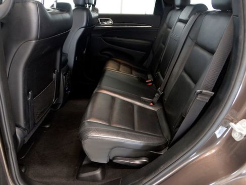 Used 2019 Jeep Grand Cherokee Limited image 29