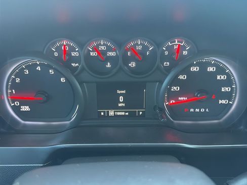 Used 2020 Chevrolet Silverado 1500 Custom w/ Custom Value Package AWD/4WD image 22