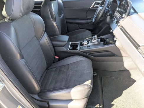 Used 2024 Mitsubishi Outlander SE AWD/4WD image 42