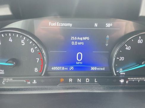 Used 2024 Ford Explorer XLT w/ Equipment Group 202A AWD/4WD image 15